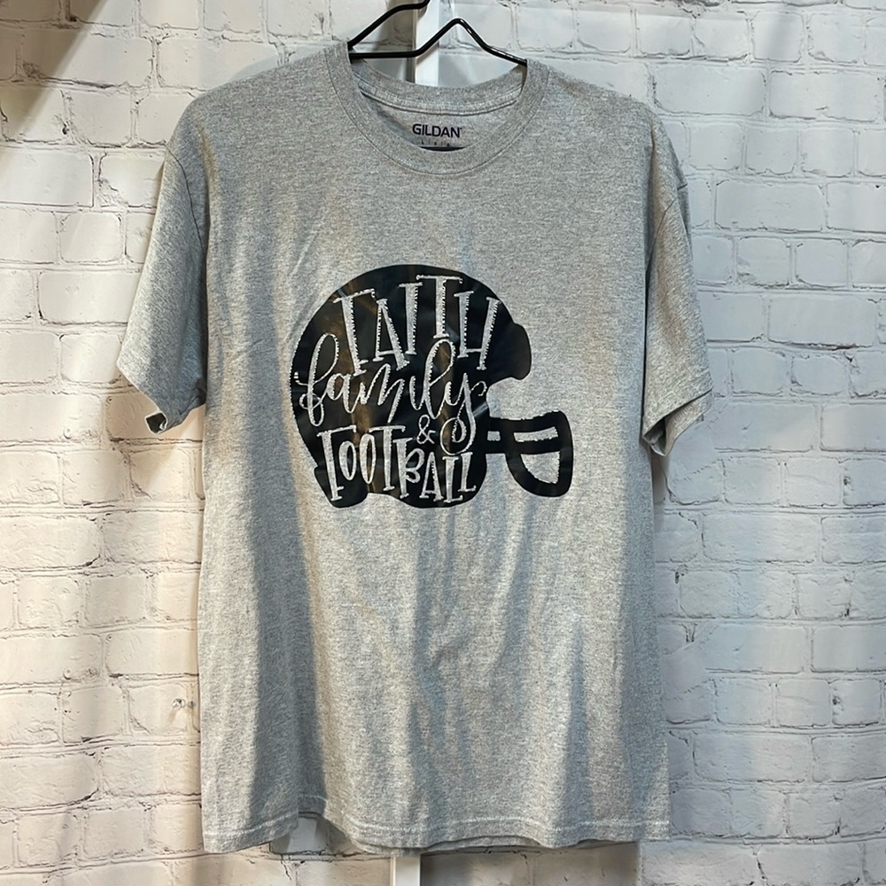 Gildan Faith family & football size large gray t-shirt
